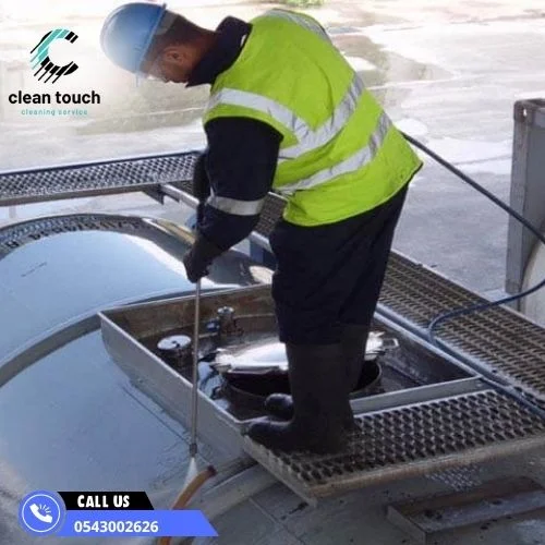 شركة تنظيف خزانات في دبي